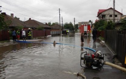 56 de gospodării au fost afectate de inundații în Călărași, Modelu și Borcea